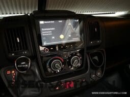 CHAUSSON TITANIUM 644 AUTOMATICO SEMINTEGRALE BASCULANTE E GARAGE 5P 12/2020 pieno