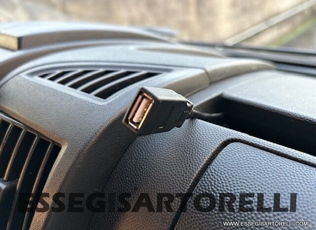 CHAUSSON TITANIUM 644 AUTOMATICO SEMINTEGRALE BASCULANTE E GARAGE 5P 12/2020 pieno