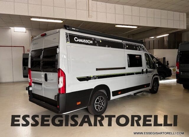 CHAUSSON SPORTLINE V 690 MY 2026 AUTOMATICO SERIE VAN 636 CM MAXI MATRIMONIALE ELETTRICO BASCULANTE pieno