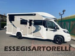 CHAUSSON TITANIUM 644 AUTOMATICO SEMINTEGRALE BASCULANTE E GARAGE 5P 12/2020 pieno