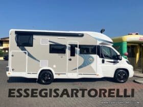 CHAUSSON TITANIUM 644 AUTOMATICO SEMINTEGRALE BASCULANTE E GARAGE 5P 12/2020