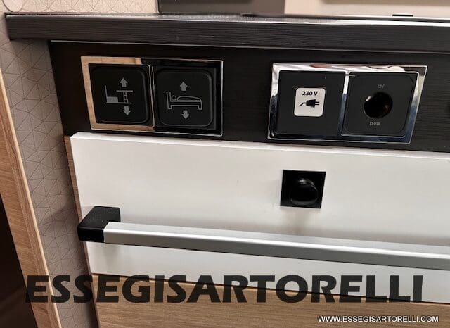 CHAUSSON EXALTIS 7020 MOTOROME 5 POSTI 08/2022 KM 30.521 FULL pieno
