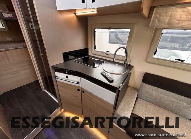 CHAUSSON EXALTIS 7020 MOTOROME 5 POSTI 08/2022 KM 30.521 FULL pieno