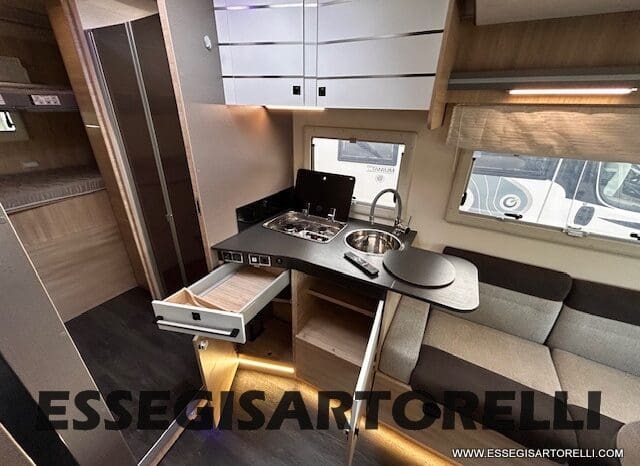 CHAUSSON EXALTIS 7020 MOTOROME 5 POSTI 08/2022 KM 30.521 FULL pieno