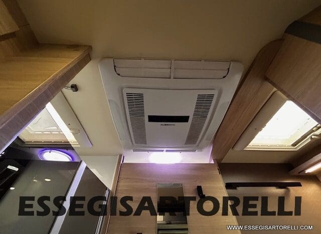CHAUSSON EXALTIS 7020 MOTOROME 5 POSTI 08/2022 KM 30.521 FULL pieno