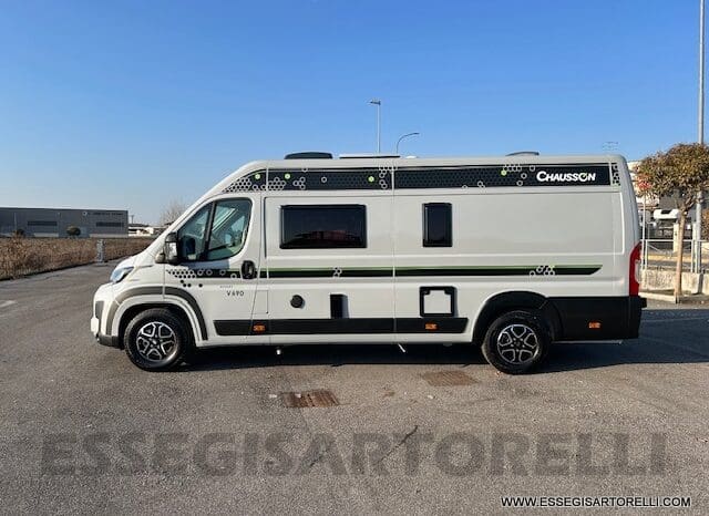 CHAUSSON SPORTLINE V 690 MY 2026 AUTOMATICO SERIE VAN 636 CM MAXI MATRIMONIALE ELETTRICO BASCULANTE pieno