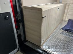CHAUSSON SPORTLINE V 690 MY 2026 AUTOMATICO SERIE VAN 636 CM MAXI MATRIMONIALE ELETTRICO BASCULANTE pieno