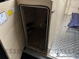 CHAUSSON SPORTLINE V 690 MY 2026 AUTOMATICO SERIE VAN 636 CM MAXI MATRIMONIALE ELETTRICO BASCULANTE pieno