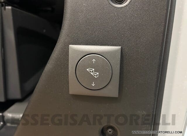 CHAUSSON SPORTLINE V 690 MY 2026 AUTOMATICO SERIE VAN 636 CM MAXI MATRIMONIALE ELETTRICO BASCULANTE pieno