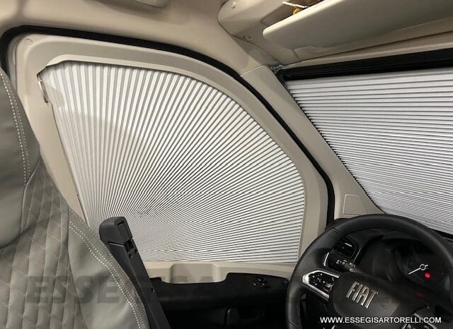 CHAUSSON SPORTLINE V 690 MY 2026 AUTOMATICO SERIE VAN 636 CM MAXI MATRIMONIALE ELETTRICO BASCULANTE pieno