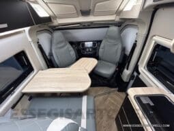 CHAUSSON SPORTLINE V 690 MY 2026 AUTOMATICO SERIE VAN 636 CM MAXI MATRIMONIALE ELETTRICO BASCULANTE pieno