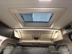 CHAUSSON SPORTLINE V 690 MY 2026 AUTOMATICO SERIE VAN 636 CM MAXI MATRIMONIALE ELETTRICO BASCULANTE pieno