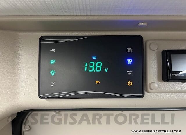 CHAUSSON SPORTLINE V 690 MY 2026 AUTOMATICO SERIE VAN 636 CM MAXI MATRIMONIALE ELETTRICO BASCULANTE pieno
