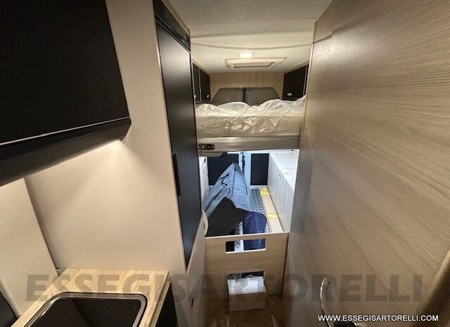 CHAUSSON SPORTLINE V 690 MY 2026 AUTOMATICO SERIE VAN 636 CM MAXI MATRIMONIALE ELETTRICO BASCULANTE pieno