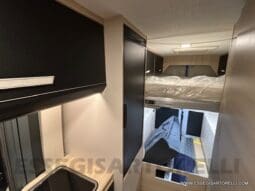 CHAUSSON SPORTLINE V 690 MY 2026 AUTOMATICO SERIE VAN 636 CM MAXI MATRIMONIALE ELETTRICO BASCULANTE pieno