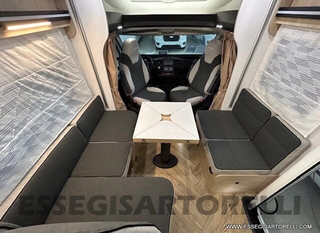 CHAUSSON NEW 724 ETAPE LINE 2025 SMART GARAGE BASCULANTE 5 POSTI OMOLOGATI pieno