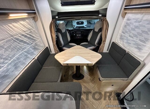 CHAUSSON NEW 724 ETAPE LINE 2025 SMART GARAGE BASCULANTE 5 POSTI OMOLOGATI pieno