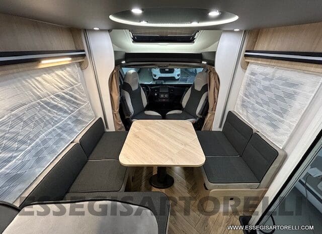CHAUSSON NEW 724 ETAPE LINE 2025 SMART GARAGE BASCULANTE 5 POSTI OMOLOGATI pieno