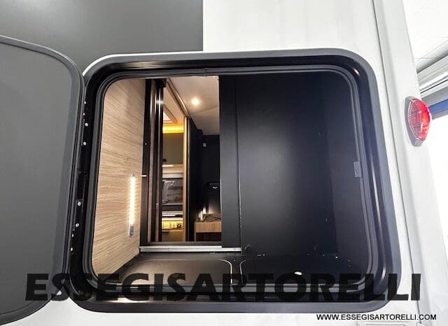 CHAUSSON NEW X 650 MY ’26 AUTOMATICO GARAGE E BASCULANTE (636 x 210 cm) pieno