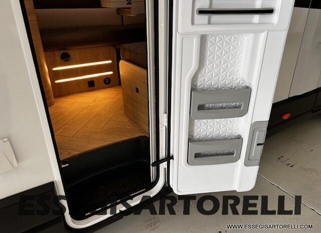 CHAUSSON NEW X 650 MY ’26 AUTOMATICO GARAGE E BASCULANTE (636 x 210 cm) pieno