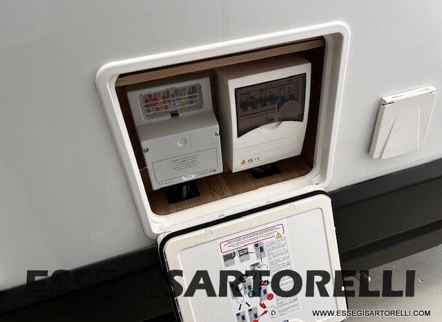 CHAUSSON NEW X 650 MY ’26 AUTOMATICO GARAGE E BASCULANTE (636 x 210 cm) pieno