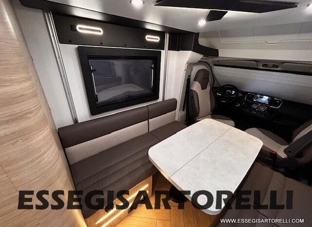 CHAUSSON NEW X 650 MY ’26 AUTOMATICO GARAGE E BASCULANTE (636 x 210 cm) pieno
