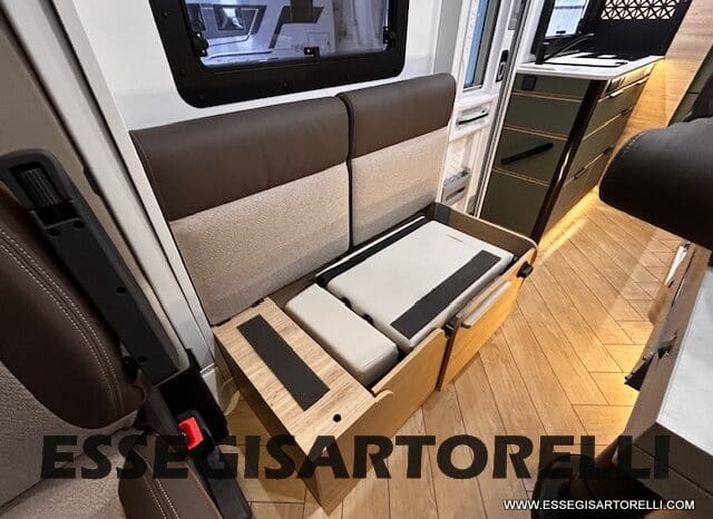CHAUSSON NEW X 650 MY ’26 AUTOMATICO GARAGE E BASCULANTE (636 x 210 cm) pieno