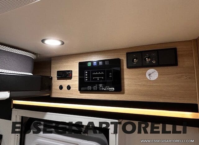 CHAUSSON NEW X 650 MY ’26 AUTOMATICO GARAGE E BASCULANTE (636 x 210 cm) pieno
