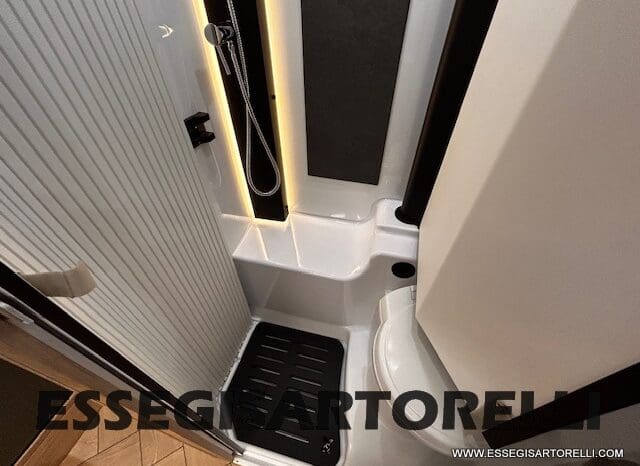 CHAUSSON NEW X 650 MY ’26 AUTOMATICO GARAGE E BASCULANTE (636 x 210 cm) pieno