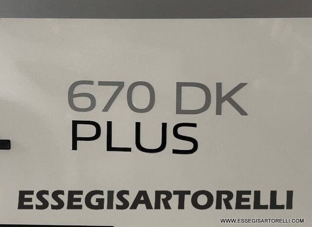 ADRIA CORAL PLUS XL A 670 DK 2018 UNIPRO 7 POSTI OMOLOGATI 150 CV LED pieno