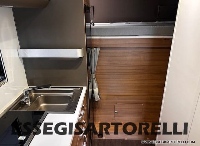 ADRIA CORAL PLUS XL A 670 DK 2018 UNIPRO 7 POSTI OMOLOGATI 150 CV LED pieno
