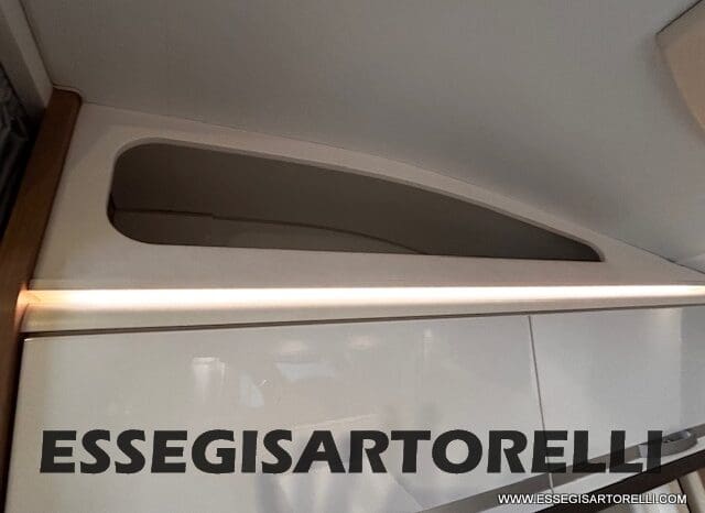 ADRIA CORAL PLUS XL A 670 DK 2018 UNIPRO 7 POSTI OMOLOGATI 150 CV LED pieno