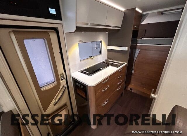 ADRIA CORAL PLUS XL A 670 DK 2018 UNIPRO 7 POSTI OMOLOGATI 150 CV LED pieno