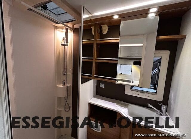 ADRIA CORAL PLUS XL A 670 DK 2018 UNIPRO 7 POSTI OMOLOGATI 150 CV LED pieno