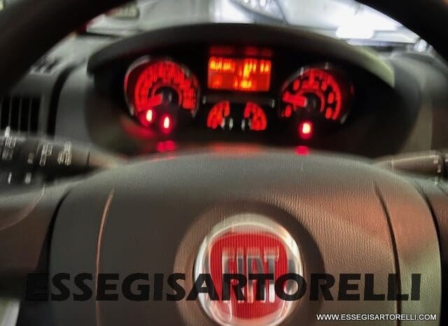 ADRIA CORAL PLUS XL A 670 DK 2018 UNIPRO 7 POSTI OMOLOGATI 150 CV LED pieno