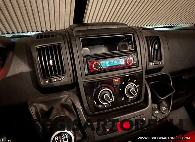 ADRIA CORAL PLUS XL A 670 DK 2018 UNIPRO 7 POSTI OMOLOGATI 150 CV LED pieno