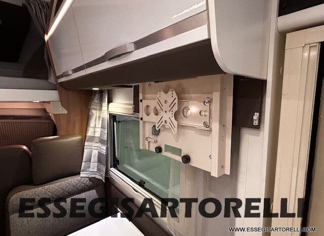 ADRIA CORAL PLUS XL A 670 DK 2018 UNIPRO 7 POSTI OMOLOGATI 150 CV LED pieno