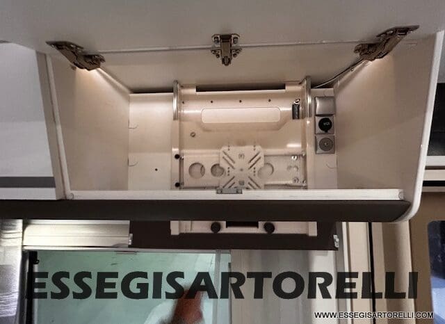ADRIA CORAL PLUS XL A 670 DK 2018 UNIPRO 7 POSTI OMOLOGATI 150 CV LED pieno