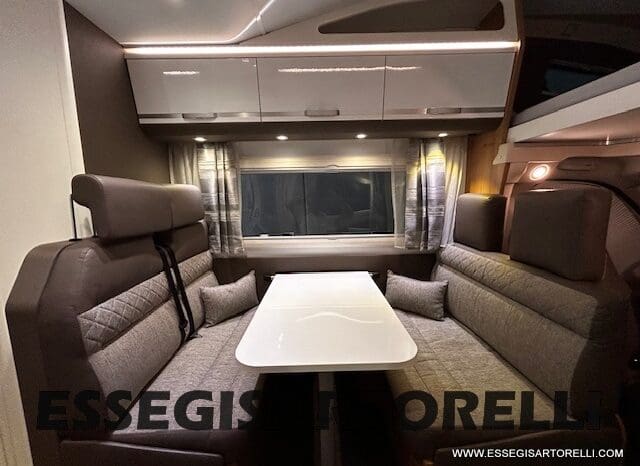 ADRIA CORAL PLUS XL A 670 DK 2018 UNIPRO 7 POSTI OMOLOGATI 150 CV LED pieno