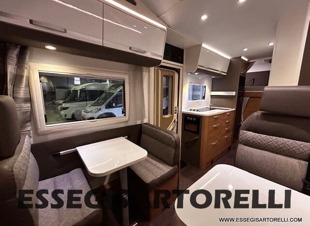 ADRIA CORAL PLUS XL A 670 DK 2018 UNIPRO 7 POSTI OMOLOGATI 150 CV LED pieno
