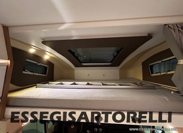 ADRIA CORAL PLUS XL A 670 DK 2018 UNIPRO 7 POSTI OMOLOGATI 150 CV LED pieno