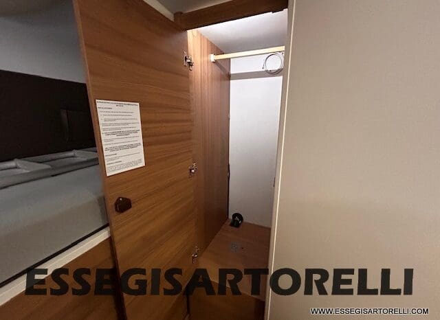 ADRIA CORAL PLUS XL A 670 DK 2018 UNIPRO 7 POSTI OMOLOGATI 150 CV LED pieno
