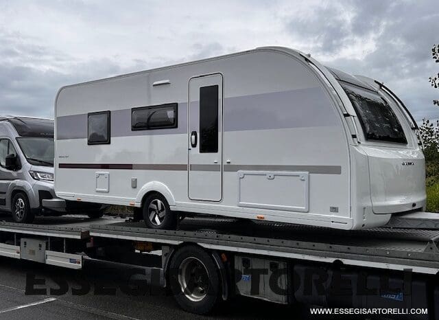 CARAVAN 7 POSTI ADRIA NEW ADORA 573 PT CARAVAN MY ’26 TRUMA COMBI P2 pieno