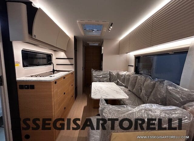 CARAVAN 7 POSTI ADRIA NEW ADORA 573 PT CARAVAN MY ’26 TRUMA COMBI P2 pieno