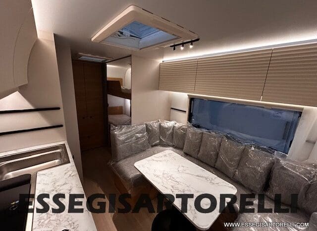 CARAVAN 7 POSTI ADRIA NEW ADORA 573 PT CARAVAN MY ’26 TRUMA COMBI P2 pieno