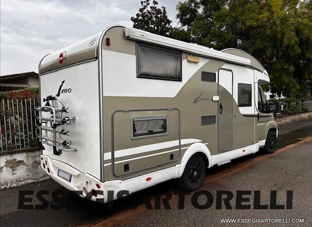 BURSTNER IXEO 666 SEMINTEGRALE BASCULANTE 2009 674 cm DOPPIO CLIMA pieno