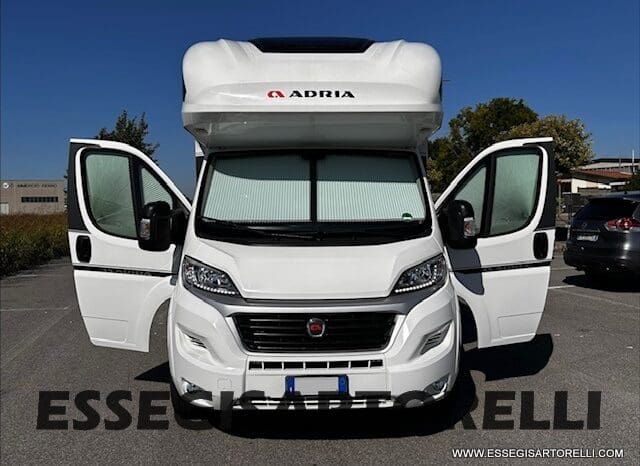 ADRIA CORAL PLUS XL A 670 DK 2018 UNIPRO 7 POSTI OMOLOGATI 150 CV LED pieno