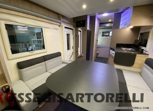 CHAUSSON EXALTIS 7020 MOTOROME 5 POSTI 08/2022 KM 30.521 FULL pieno