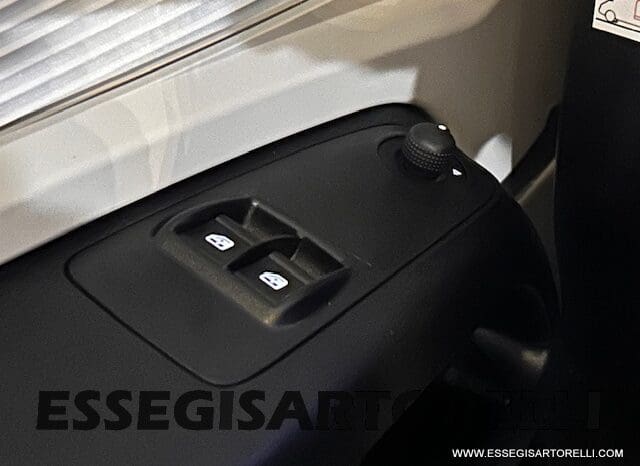 NEW MY 2026 CHAUSSON 640 FIAT DUCATO AUTOMATICO 696 CM GARAGE pieno
