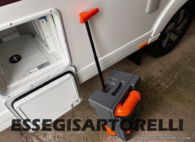 CARAVAN 7 POSTI ADRIA NEW ADORA 573 PT CARAVAN MY ’26 TRUMA COMBI pieno